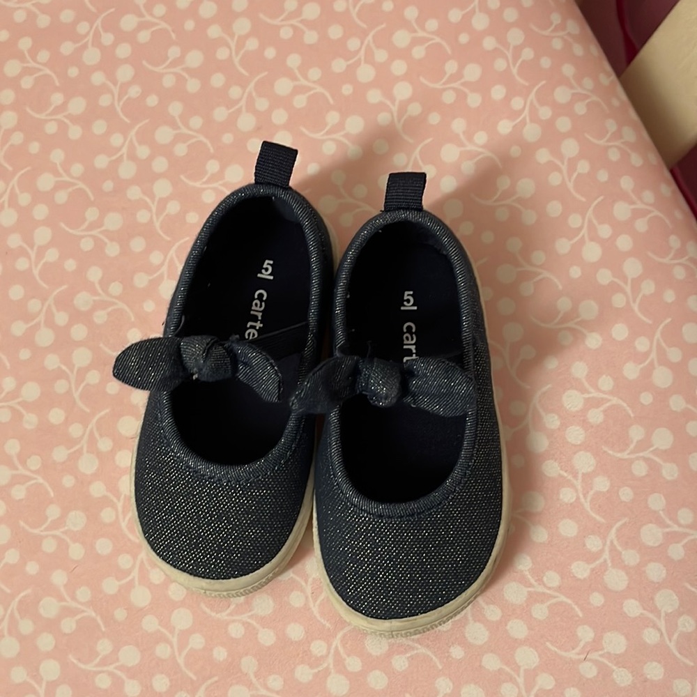 Toddler girl slip on shoes